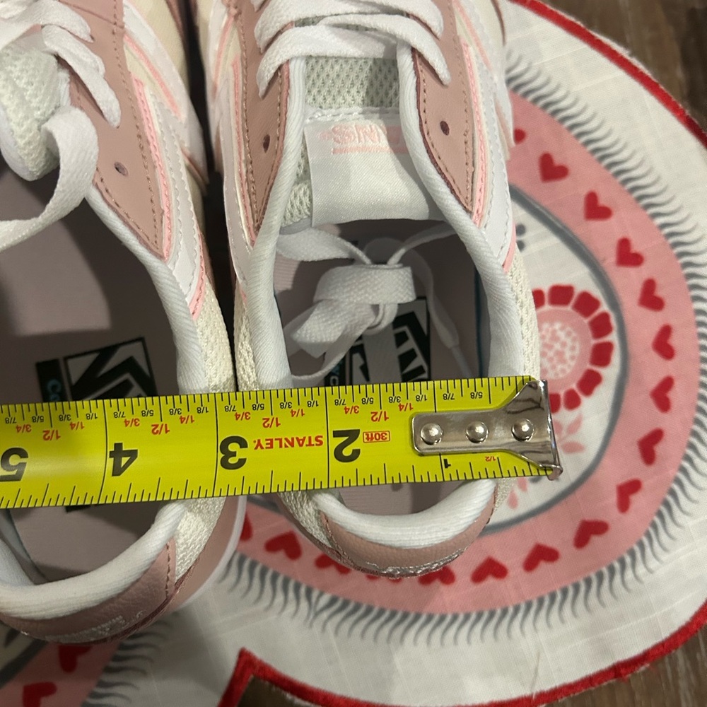 Vans Lowland 2.0 new in box retro 80’s look - Picture 9 of 15
